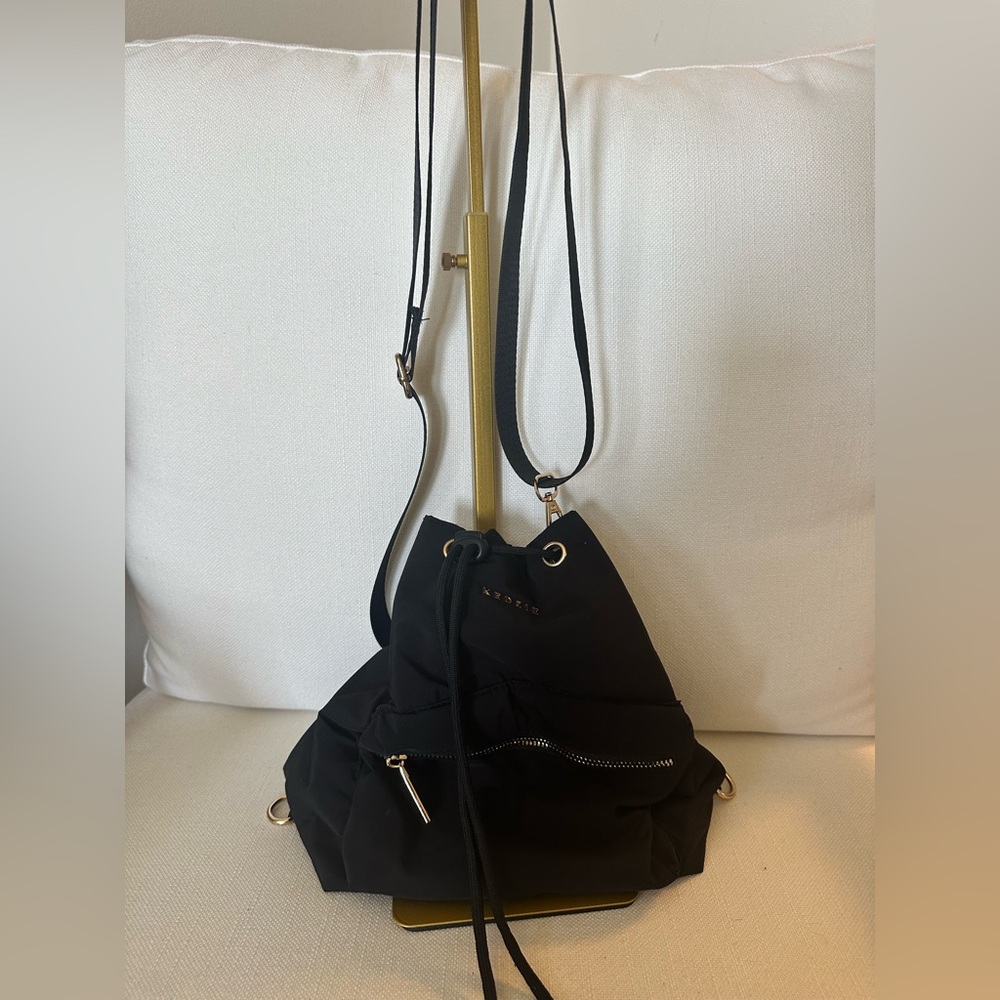 Kedzie Aries Convertible Bucket Bag - Picture 3 of 8
